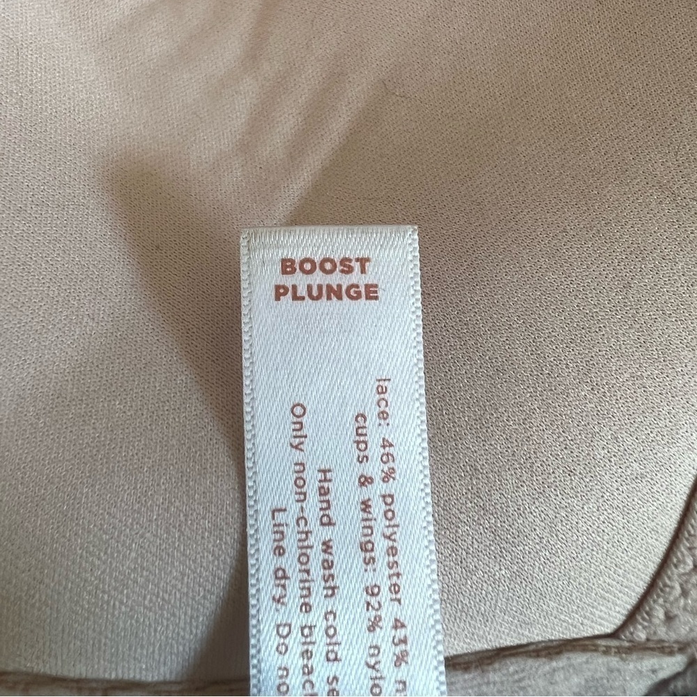Cacique‎ striped boost plunge bra - Picture 3 of 4